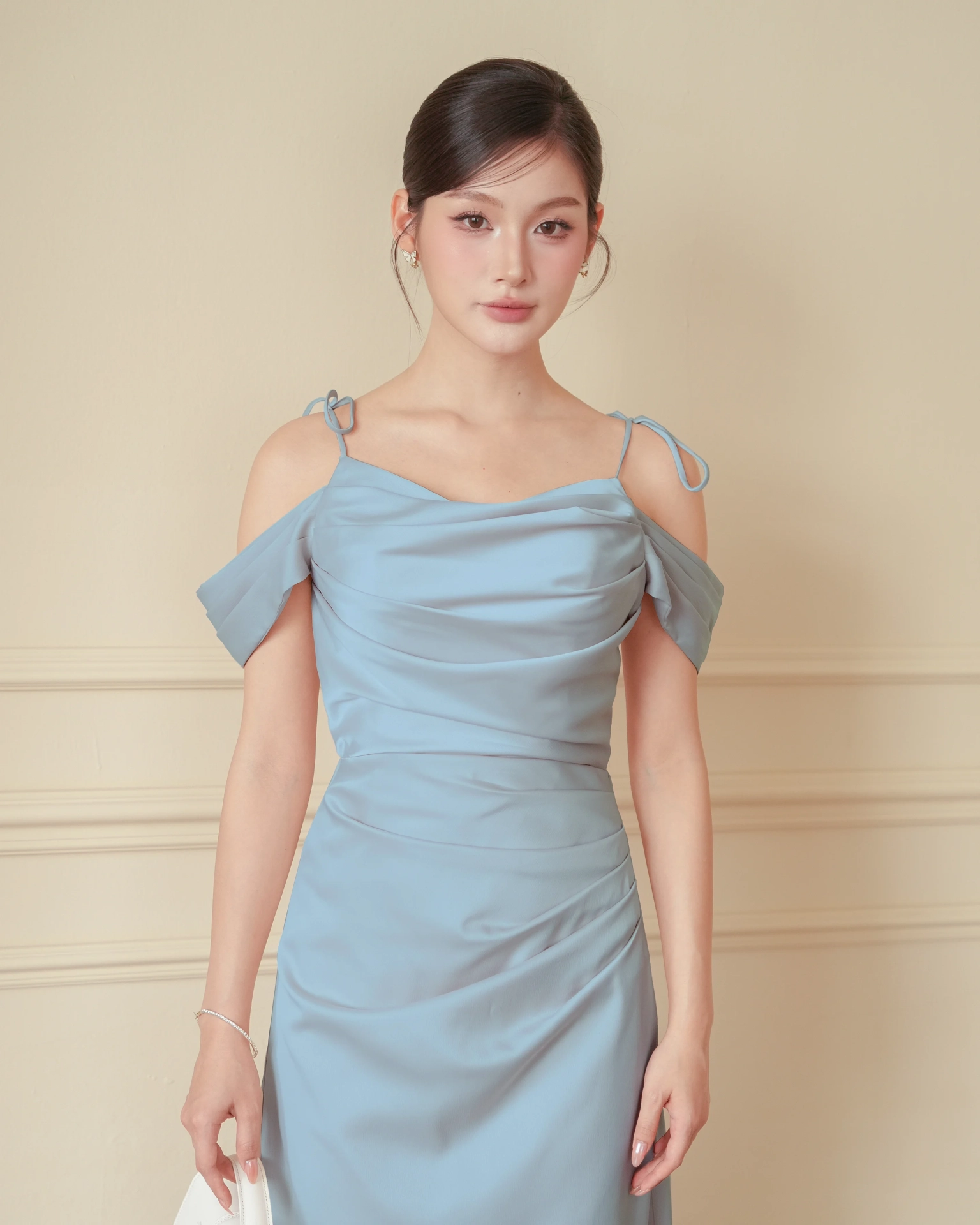 Blue Mina Draped Off-Shoulder Dres C102516 (4)