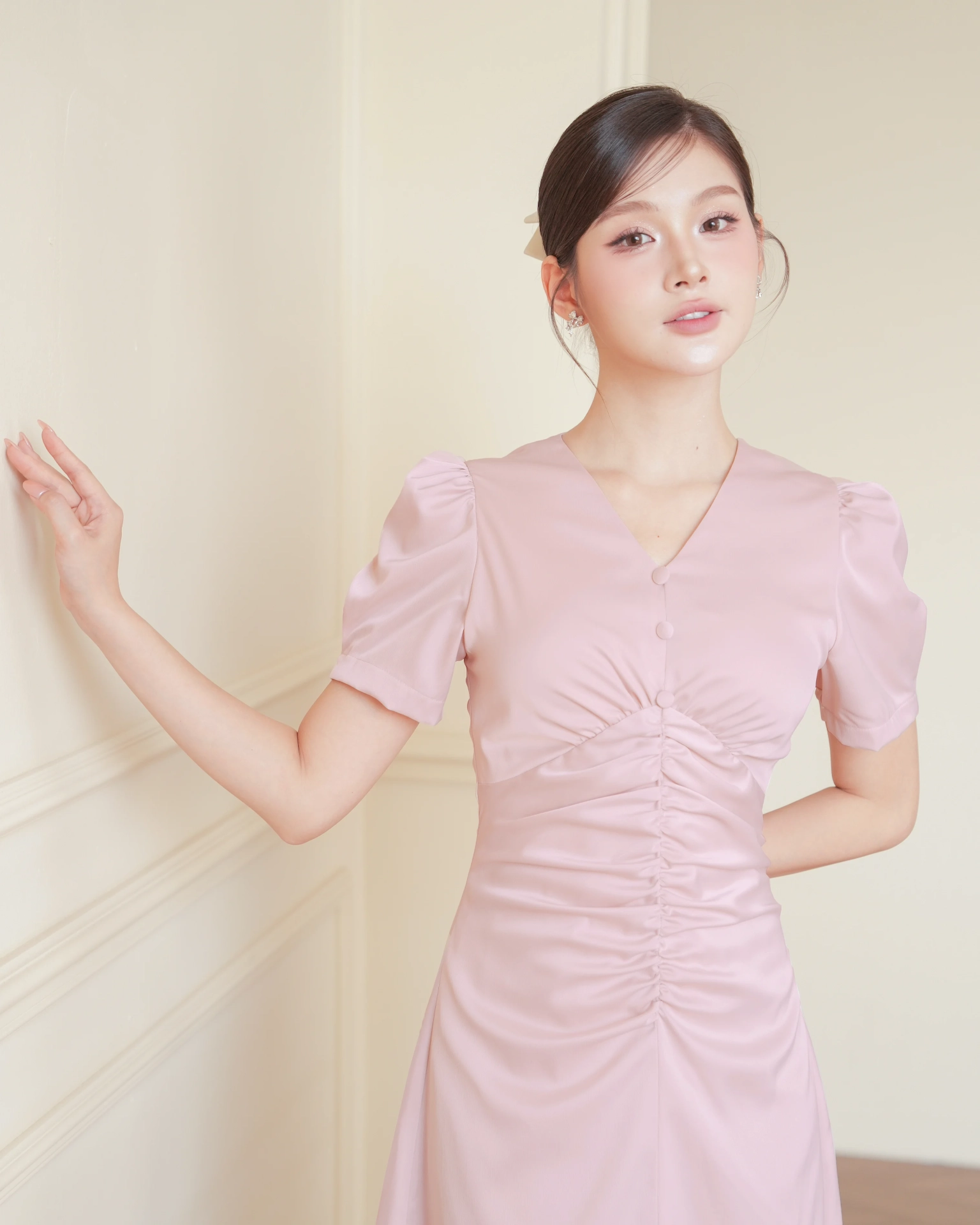 ชุดราตรี ชุดเดรสออกงาน สีชมพู | Airi Ruched Front Dress
