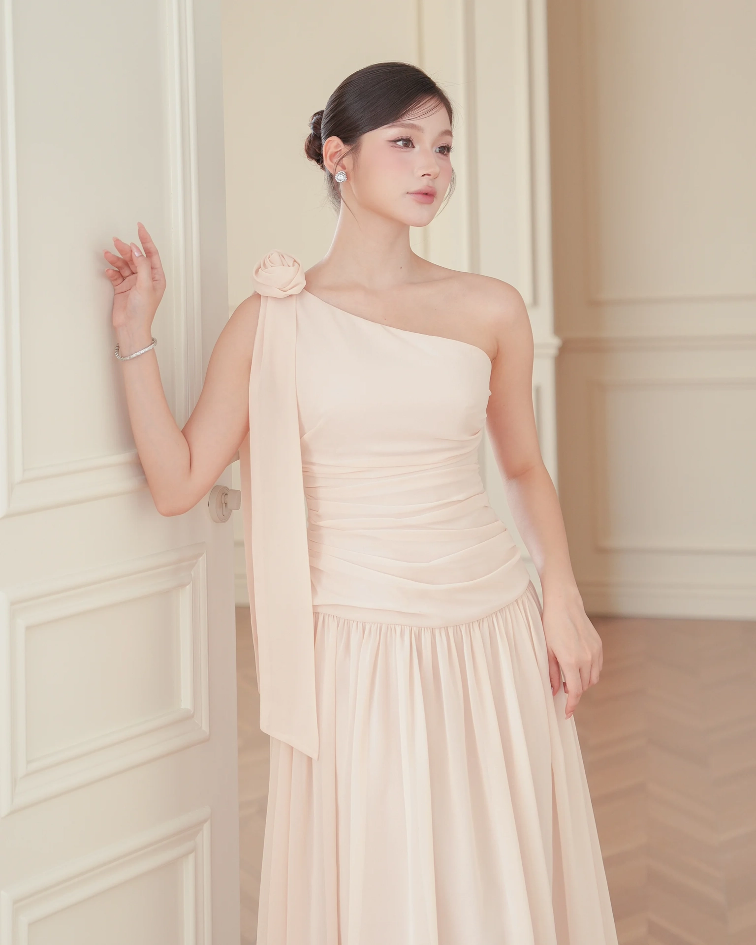 White Helen One Shoulder Draped Dress C102508 (3)