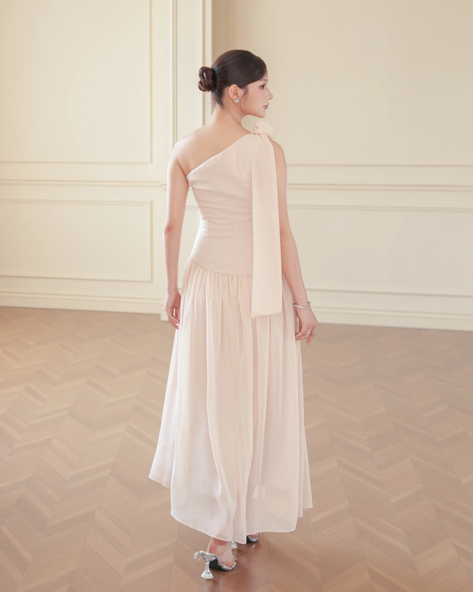 White Helen One Shoulder Draped Dress C102508 (6)