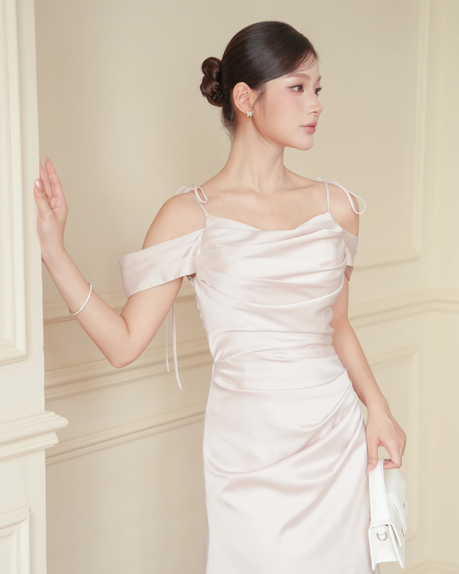 White Mina Draped Off-Shoulder Dres C102516 (4)