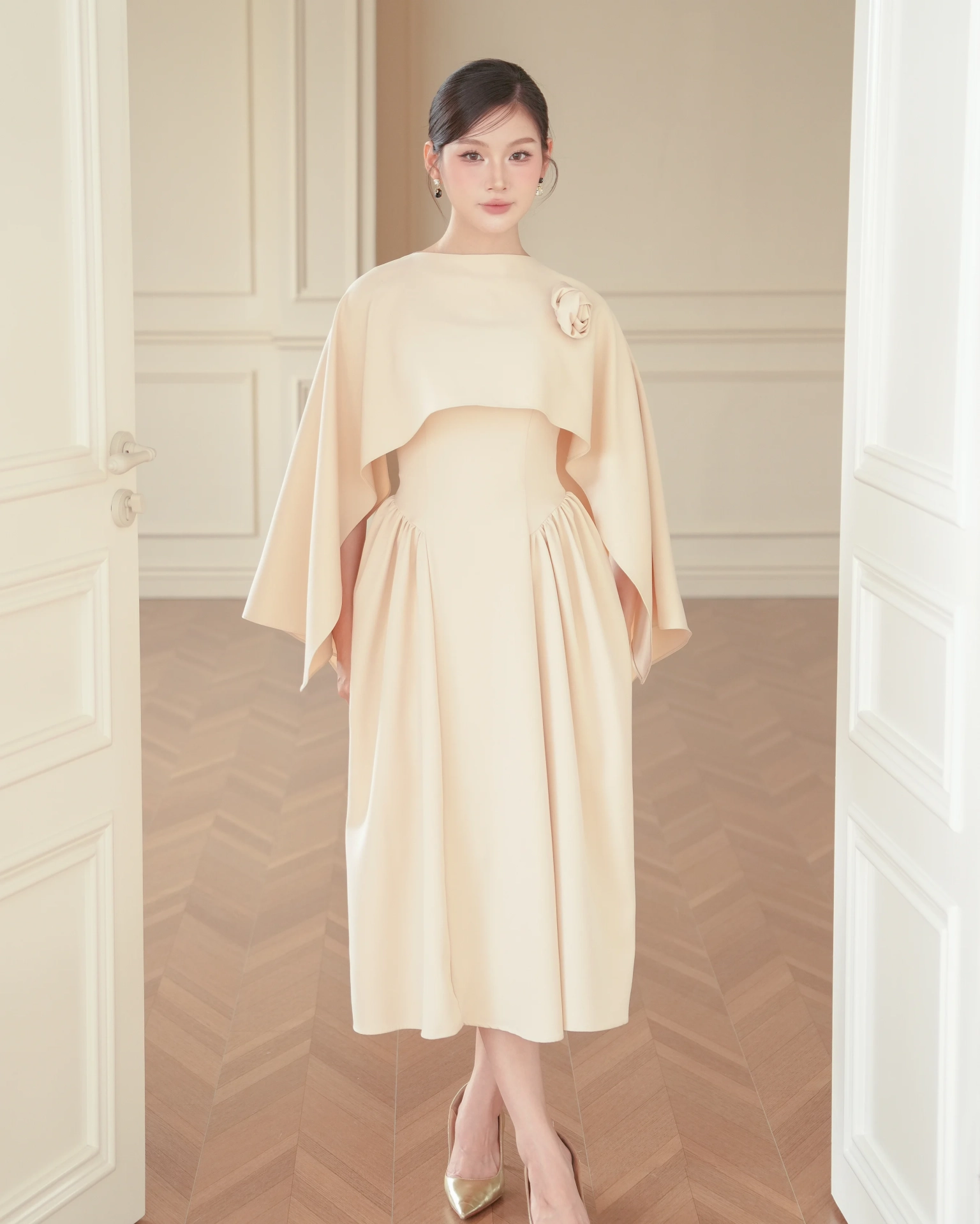 White Siena Cape Dress Set C102504 (1)
