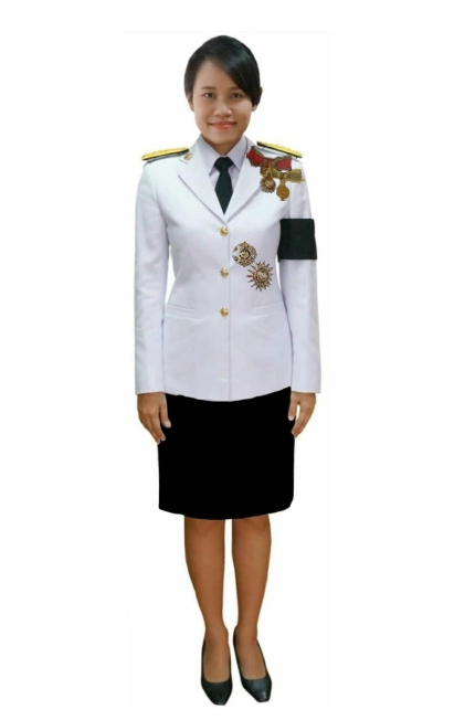 แต่งกายไปงานพระราชทานเพลิงผู้หญิง ด้วยชุดปกติขาวไว้ทุกข์