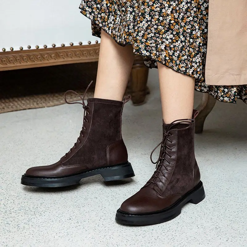 รองเท้าบูทหุ้มข้อ (Combat Boots)