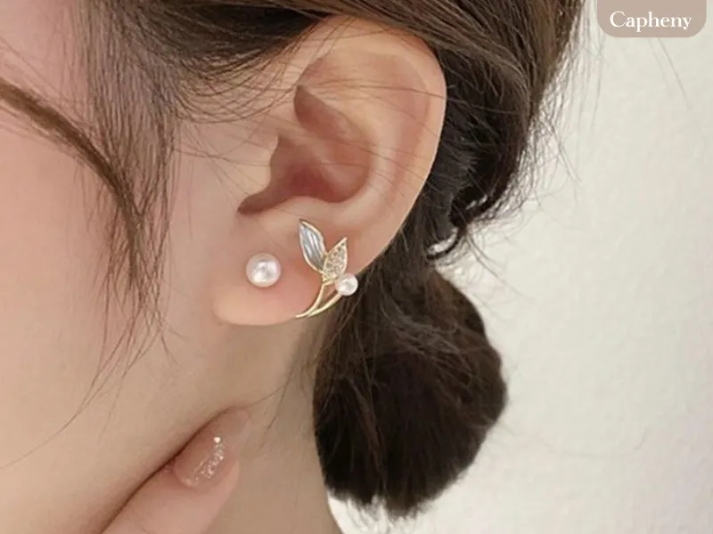 ต่างหูแบบแป้น (Stud Earrings) ต่างหูแบบแป้น (Stud Earrings)