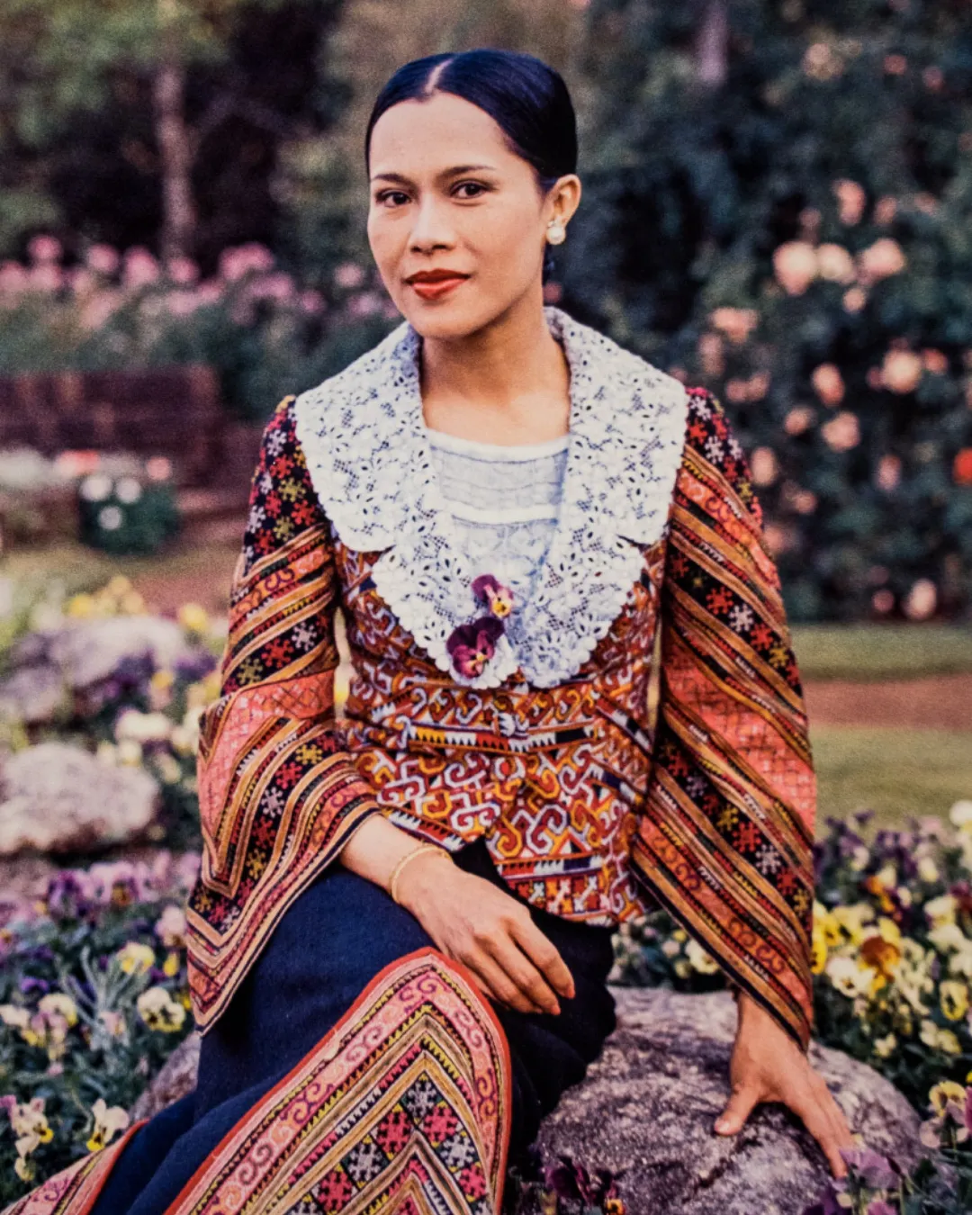 ฉลองพระองค์ สมเด็จพระนางเจ้าสิริกิติ์ พระบรมราชินีนาถ พระบรมราชชนนีพันปีหลวง