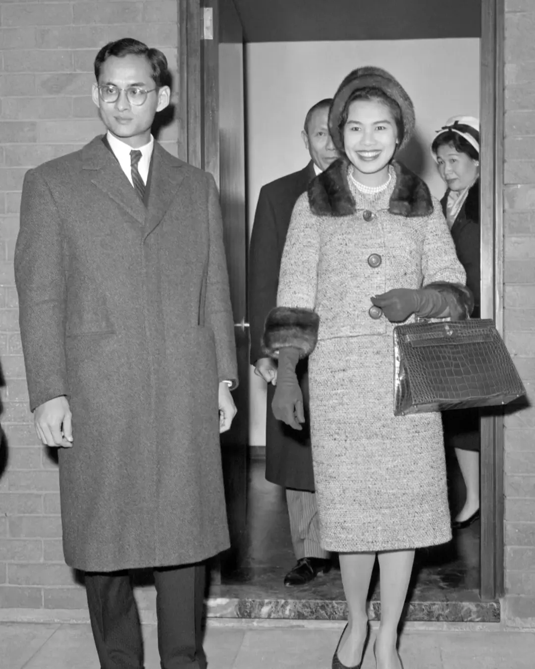 ฉลองพระองค์ สมเด็จพระนางเจ้าสิริกิติ์ พระบรมราชินีนาถ พระบรมราชชนนีพันปีหลวง