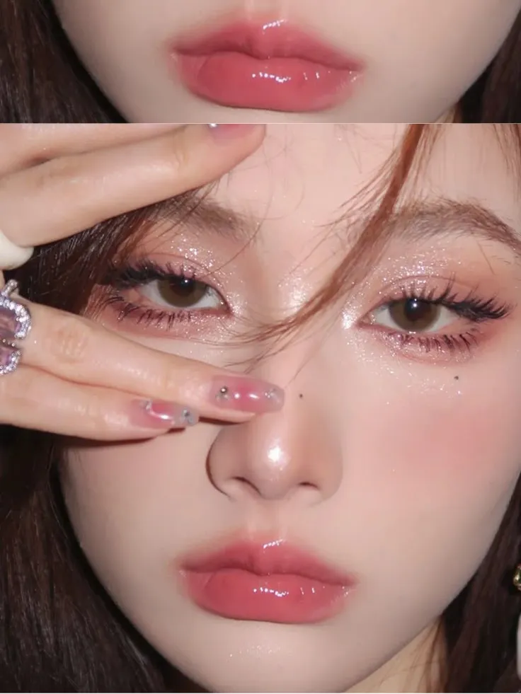 การทาปาก ลุคโต่วอิน แต่งหน้าสไตล์สาวจีน การทาปาก ลุคโต่วอิน แต่งหน้าสไตล์สาวจีน