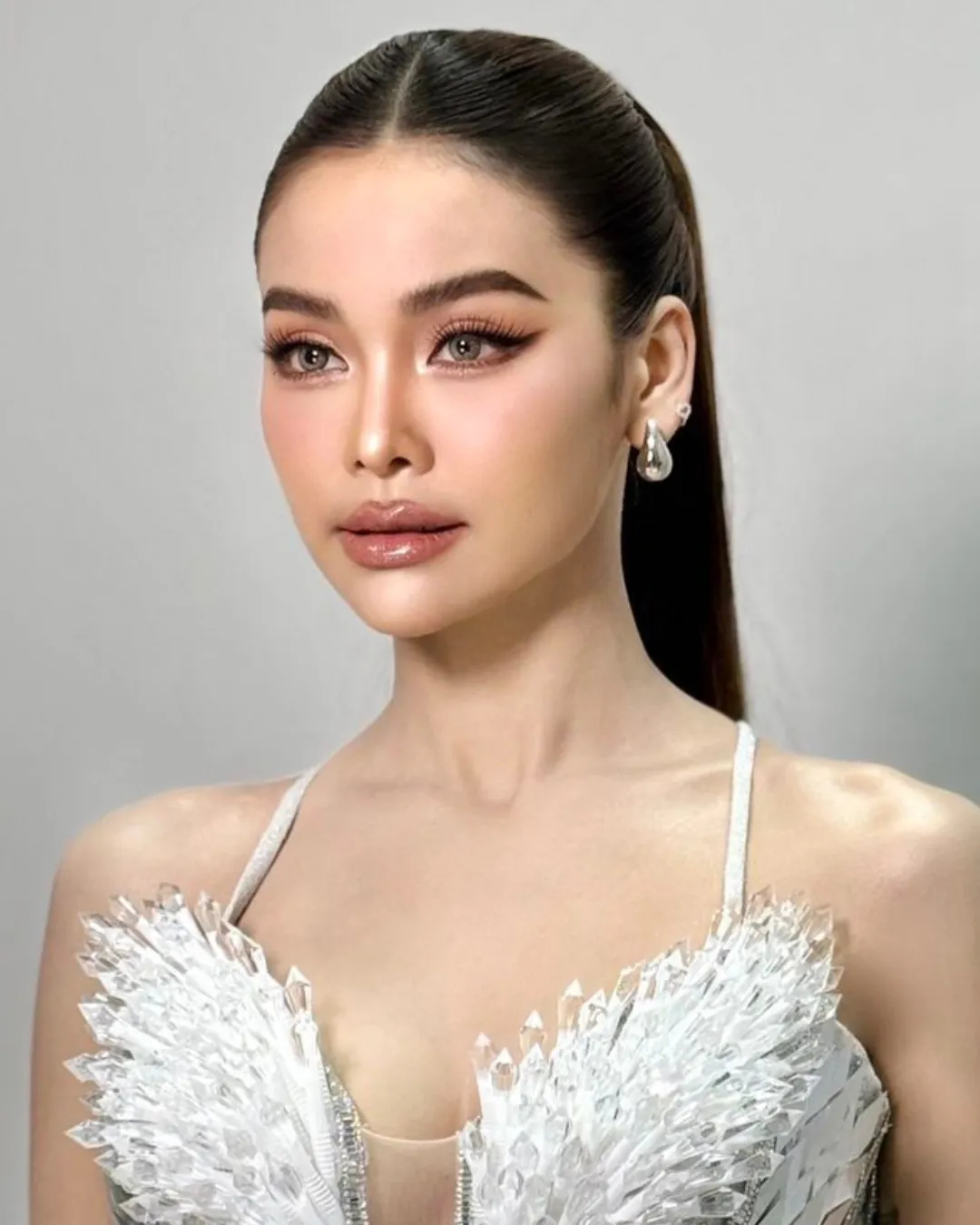 ไอเดีย แต่งหน้าแบบไทย Thai Makeup 07 ไอเดีย แต่งหน้าแบบไทย Thai Makeup 07