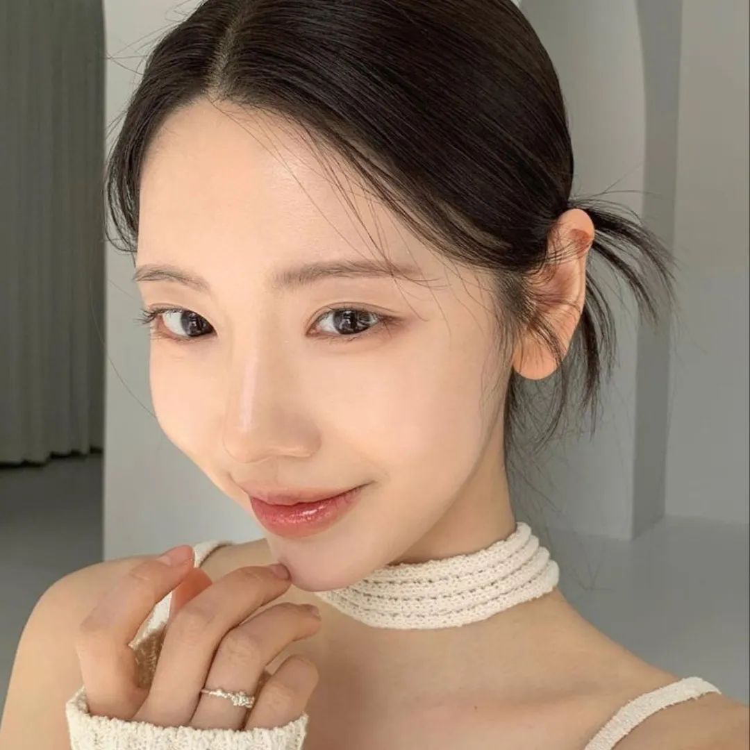 ไอเดีย แต่งหน้า neutral tone สวยละมุน 05